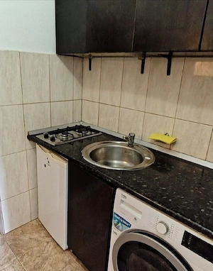 Garsoniera  semidecomandata zona Far km 4  - imagine 7