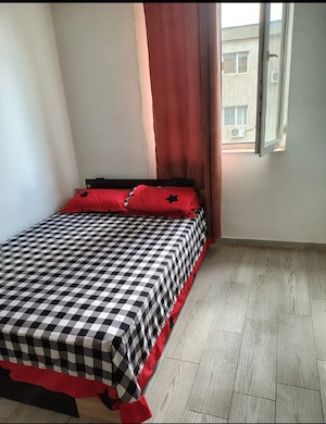 Garsoniera  semidecomandata zona Far km 4  - imagine 2