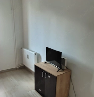 Garsoniera  semidecomandata zona Far km 4  - imagine 3