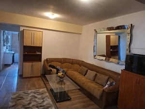 Inchiriez apartament