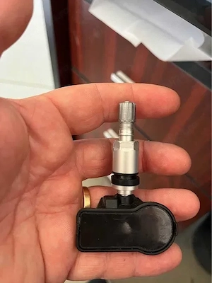 SENZOR HELLA presiune aer in rotii - imagine 4