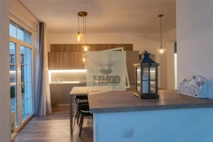 Apartament de lux 3 camere si terasa de 25 mp zona Sub Arini - imagine 10