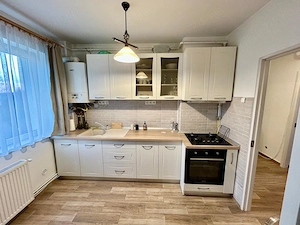 Vând apartament 3 camere 