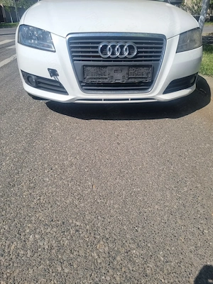 Dezmembrez Audi A3 FACELIFT 2010 - imagine 2