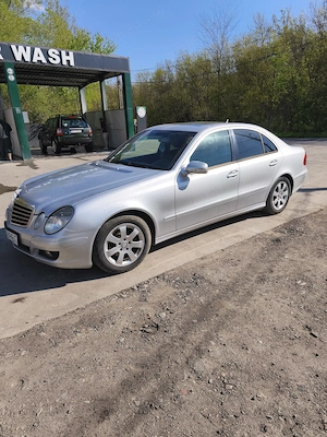 Mercedes w211 2008 170cai impecabil - imagine 6