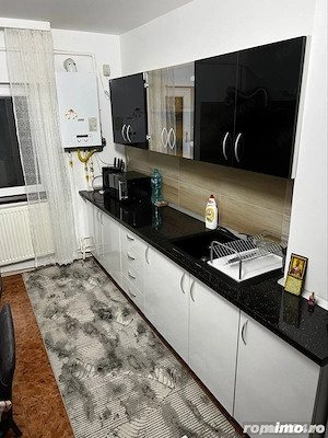 Inchiriez apartament cu 1 camera - zona Medicinei 