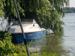 Barca cabinata cu motor SUZUKI 70 si peridoc - imagine 8