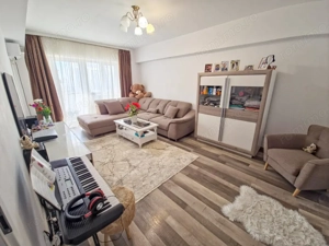 Apartament 3 camere, decomandat, 76 mp, zona Calea Bucuresti - Piata Centrala