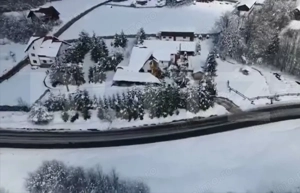 Pensiune, 2 corpuri, ciubar, restaurant si microferma, 600 mp, zona Babarunca  - imagine 14