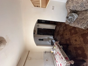 Vand apartament două camere semidecomandat  - imagine 7