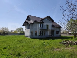 Oportunitate: Vilă P+1+M în Titu, 146 mp/nivel, teren 1607 mp - imagine 2