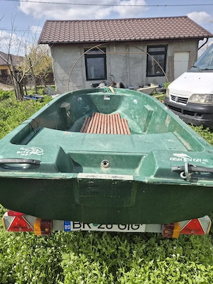 Barca fibra motor Tohatus 5cp 4tipi peridoc  pret 2000 