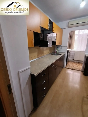 Vand apartament 2 cam cf 1 decomandat etajul 2 zona govandari 