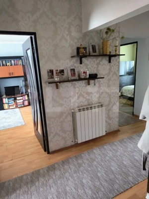 APARTAMENT CU 3 CAMERE, ETAJ 6, LIFT, IN CENTRUL ORASULUI - imagine 10