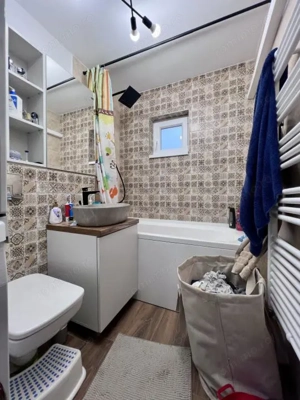  Apartament modern, 3 camere, 70 mp, mobilat, utilat - zona Dambovita - imagine 11
