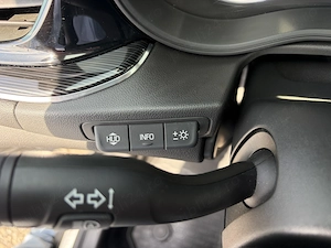 Opel Insignia 2.0 CDTI 170 CP - imagine 9