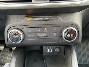 Ford Focus 1.0 Ecoboost 125 Cp   Garantie 12 luni - imagine 17