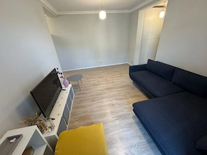 3 camere la intrare in Giroc