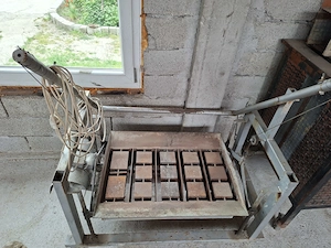 Vibropresa de boltari