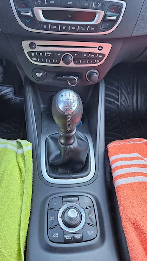 Renault Megane III 1.5 dCI - imagine 10