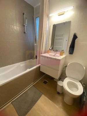 Apartament 2 camere de vanzare -Meteou 1 minut Eroii Revolutiei - imagine 5