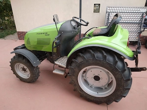 Tractor MACOS&HALL din 2018 Tuber 40 4x4 cu motor Lombardini de 40CP - imagine 7