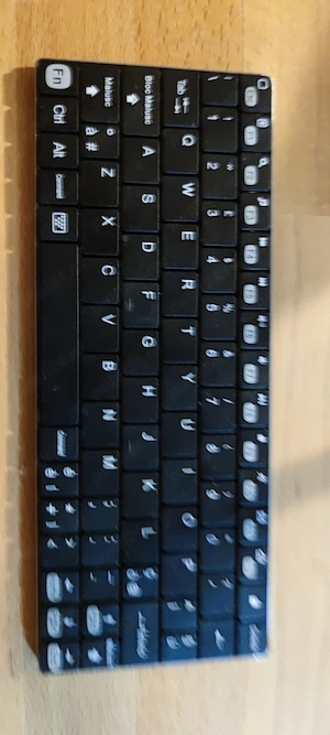 Tastatura Bluetooth  mica. TV, Laptop, Tableta