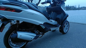 Piaggio mp3 Cat B - imagine 4