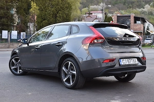 Volvo V40, 1.6D 115CP, Navigatie 3D, Camera Marsarier, Dublu climatronic - imagine 3