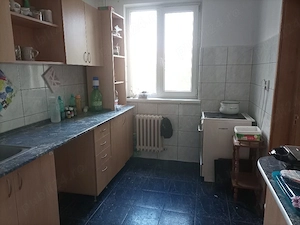 inchiriez apartament 4 camere in Oradea - imagine 3