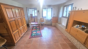 Vand casa in Deva, P+E + Garaj dublu separat cu intrare directa din strada, zona peste linia ferata, - imagine 5