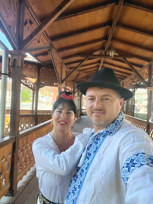 Formatie  de muzica populara pentru nunti si botezuri Septimiu Onea si Anicuta Popovici