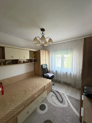 Vand Schimb ap 4 cam decomandat 100 mp sect 2 str.Stolnicul Vasile cu casa ap 2-3 cam sect. 2 - imagine 8