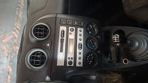 Vand ford fiesta 1.3 benzina 4 usi clima  - imagine 2