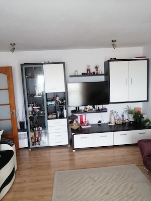 Apartament cu 2 camere în zona Lenin 54 m - imagine 4