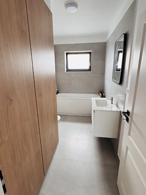 Inchiriez casa zona Manastirii - comuna Sag - imagine 9