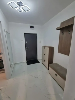 Închirez apartament in regim hotelier  - imagine 7