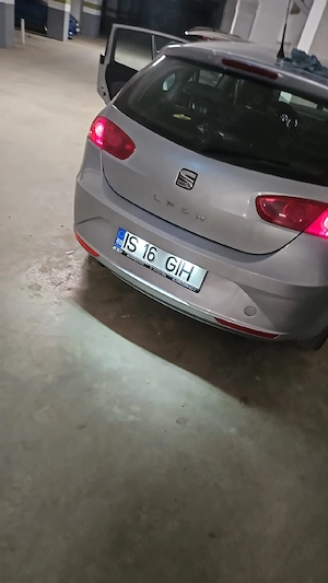 seat leon  - imagine 2