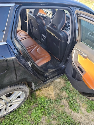 Volvo v60 d6 plug-in hybrid 4x4 - imagine 4