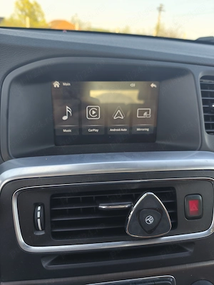 Volvo v60 d6 plug-in hybrid 4x4 - imagine 7