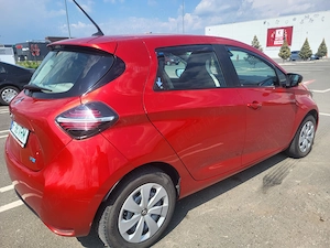 Renault Zoe R110   Baterie 52kWh   SOH 91%   AC 22kW   Wallbox 11kW inclus   Autonomie 300km - imagine 3