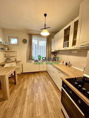 Vând apartament 3 camere 