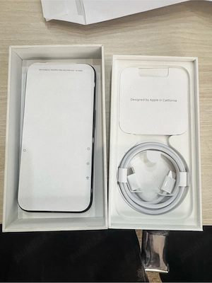 Vand Iphone 15 pro, 128 gb