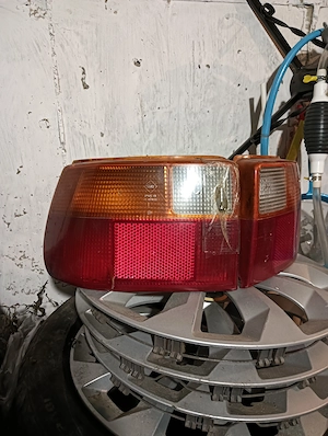 Lămpi spate Opel Astra F  - imagine 3