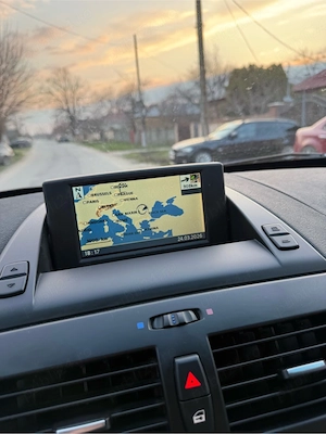 Bmw X3 198000 km 2.0 150cp Distributie in fata-4x4 Bixenon Navi Piele Senzori-Import - imagine 5