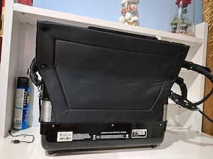 vînd acordeon ROLAND FR7X  în stare impecabilă din toate punctele de vedere  - imagine 2