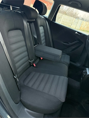 Vw Passat B6 R line Automat 2.0 170cp E5 Navi Bixenon Webasto-Import nr valabile - imagine 10