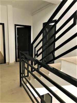 Apartament 2 camere, nemobilat + loc de parcare, zona Aradului - imagine 2