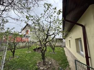 Casă individuală cochetă, cu priveliște, garaj, teren 496 mp, comision 0 - imagine 2