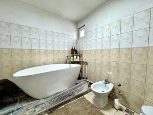 Casă individuală cochetă, cu priveliște, garaj, teren 496 mp, comision 0 - imagine 7